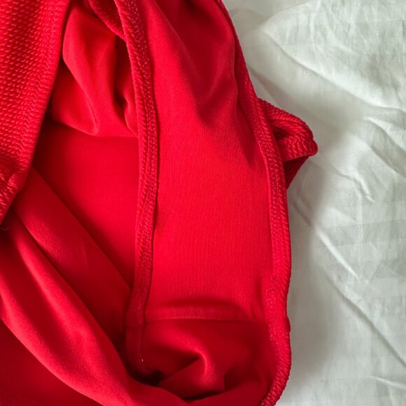 H&M Red Baywatch One-Piece Medium Coverage Swimsuit Size Large - Picture 7 of 9